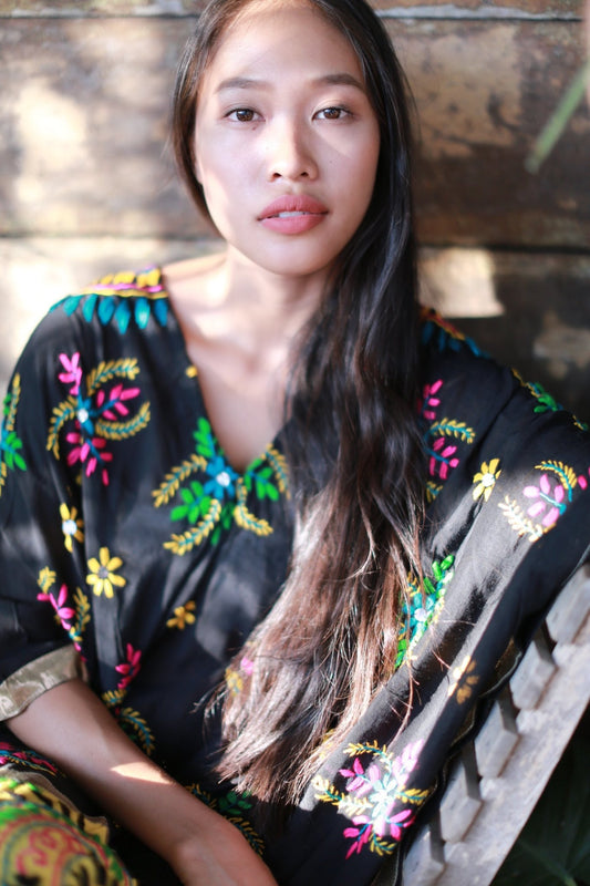 Embroidered Kaftan Dress Brittany MOMONEWYORK