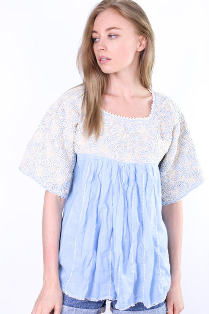 HAND EMBROIDERED TOP DEBORAH MOMO NEW YORK