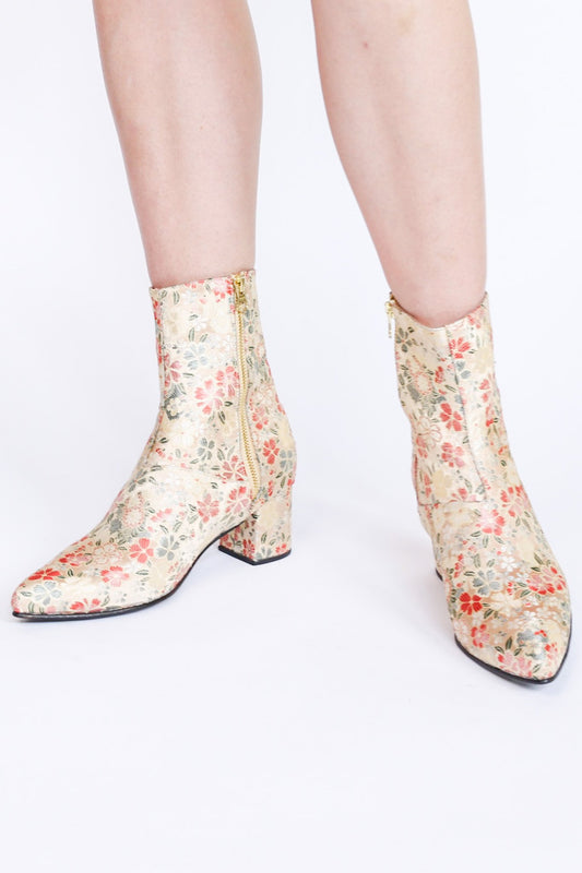 Silk Boots Saskia