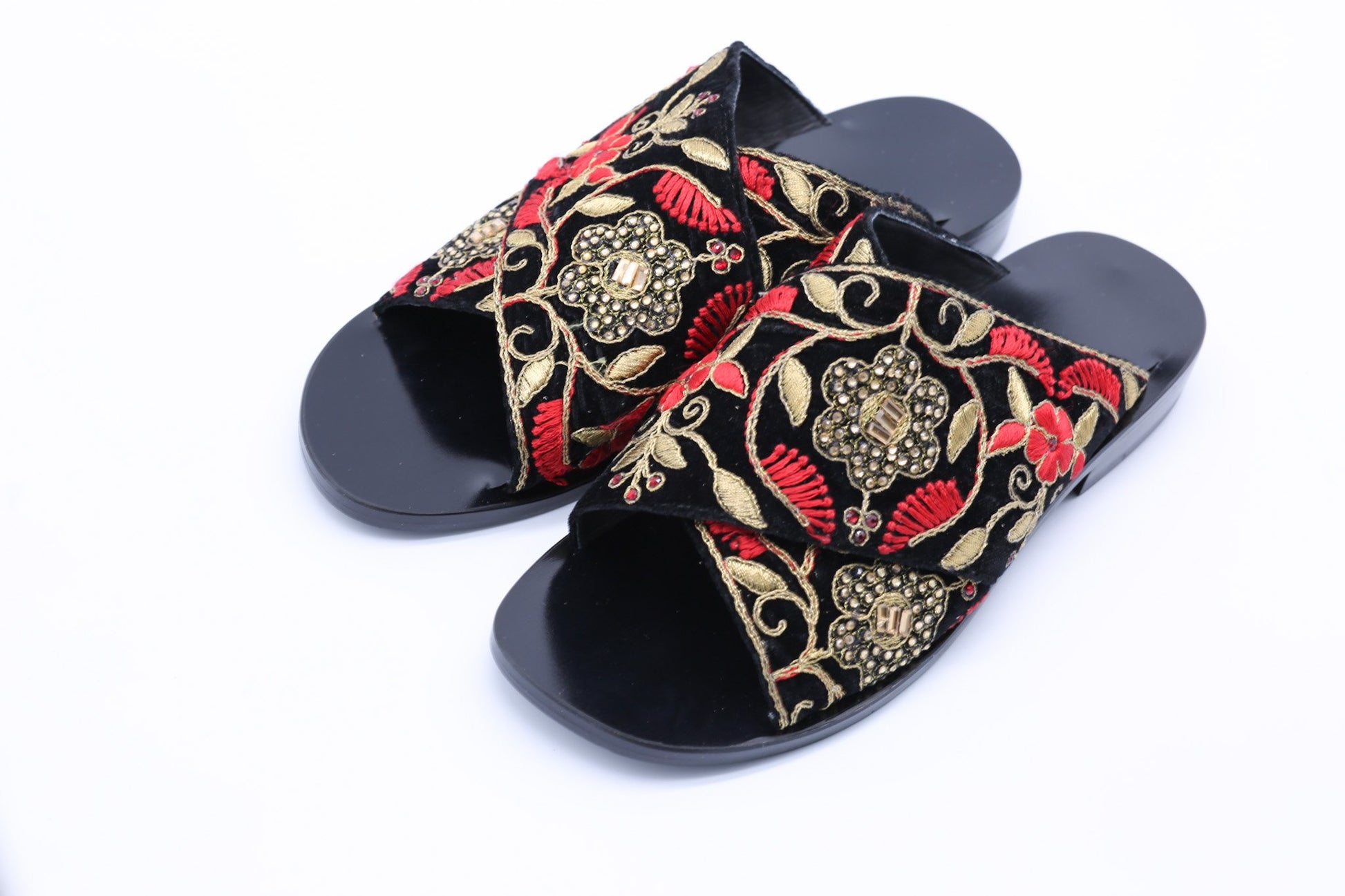 MOMONEWYORK FREE PEOPLE VELVET SLIPPERS