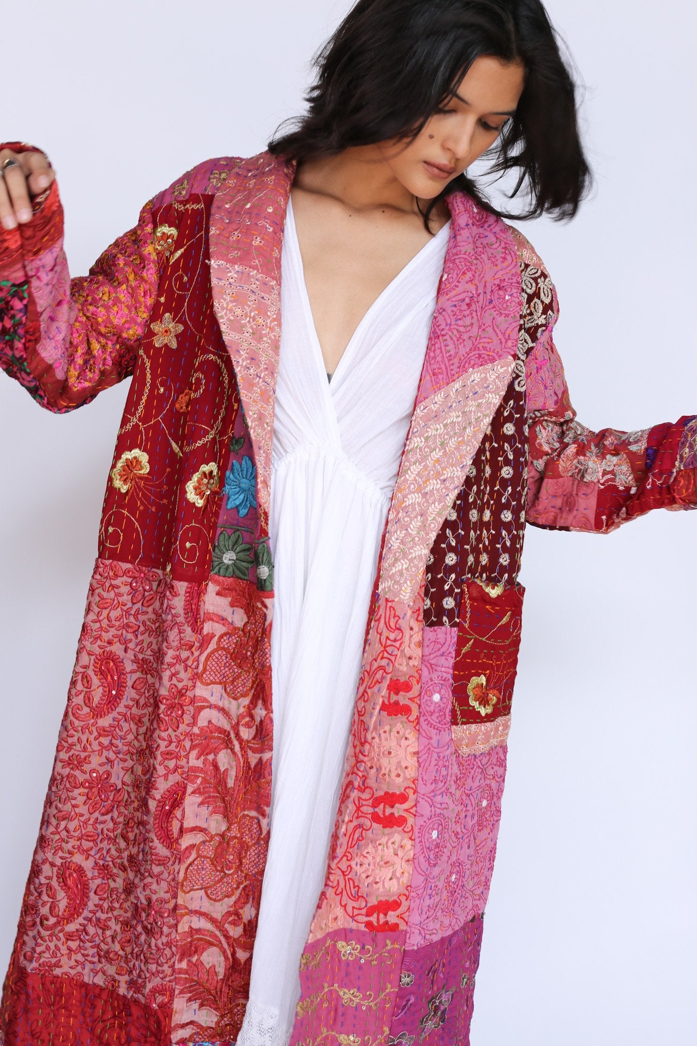 Jacket Like A Robe MOMONEWYORK Embroidered Patchwork Robe Jacket Samira – MOMO WHOLESALE