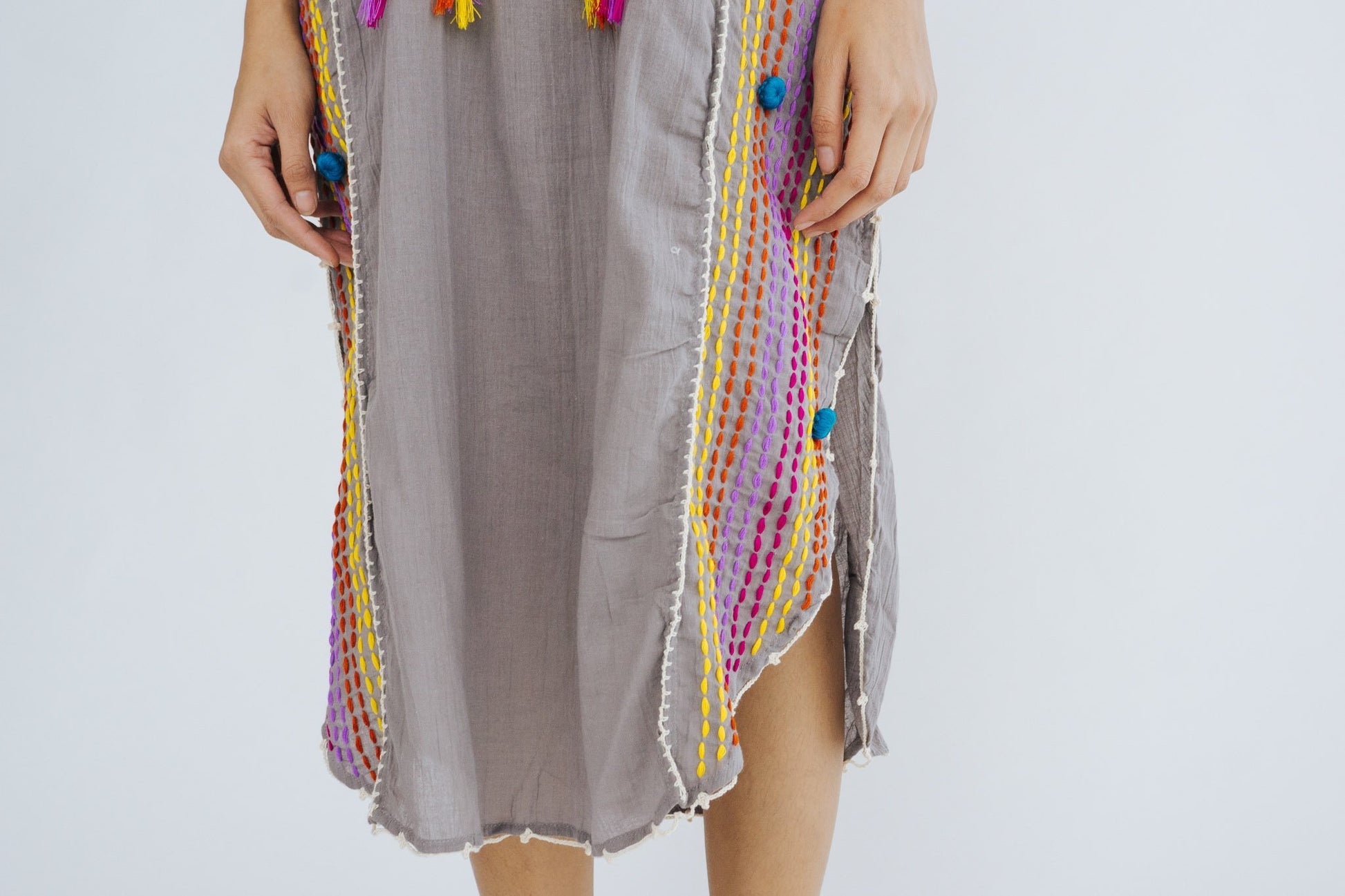 KAFTAN DRESS NUTSU MOMO NEW YORK