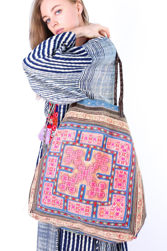 TRIBAL TOTE SHOPPER BILLIE JEAN MOMO NEW YORK