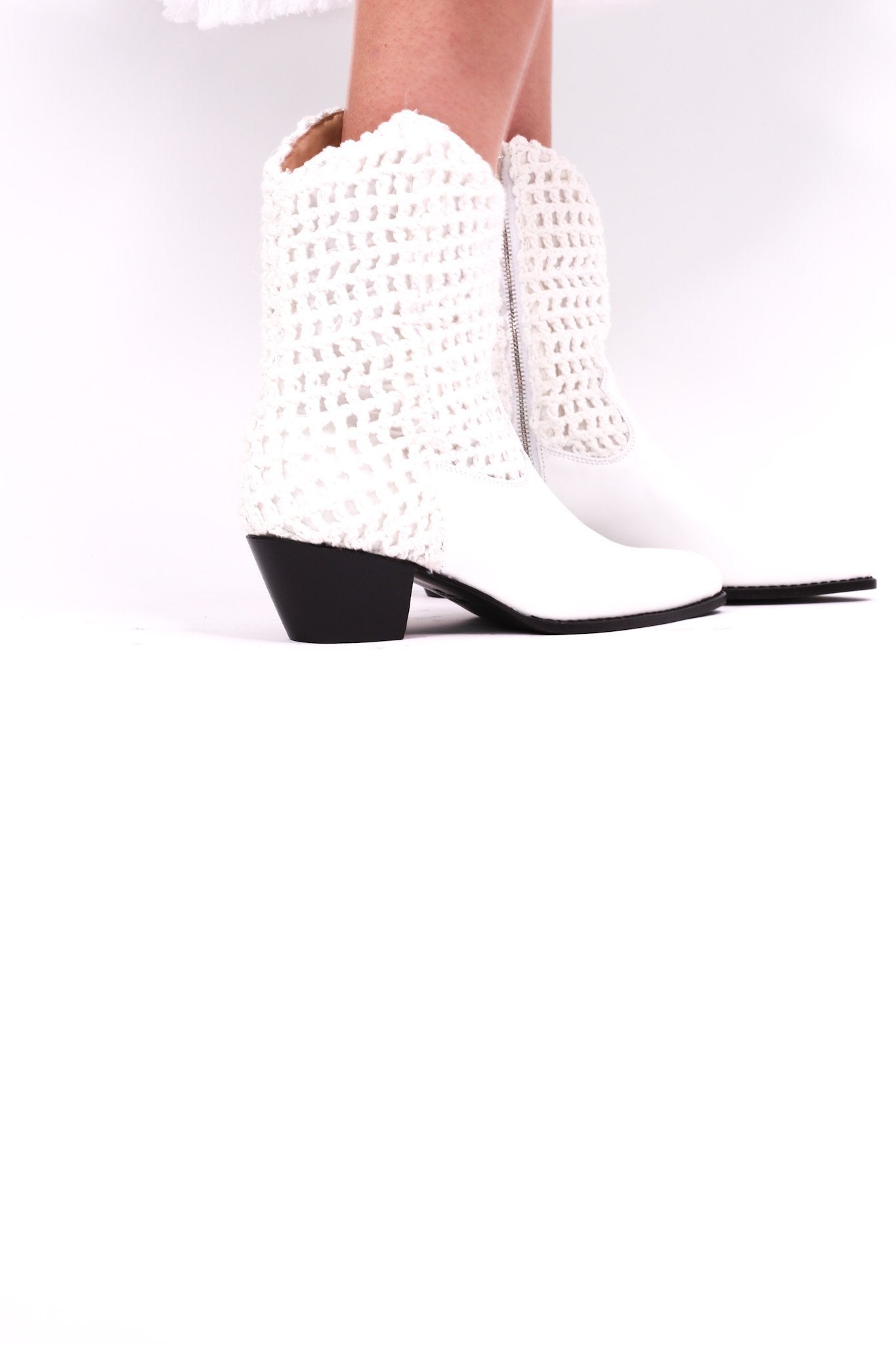 WHITE HAND CROCHET LEATHER ANKLE BOOTS NENNA - MOMO NEW YORK